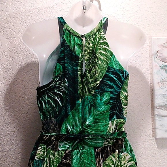 CUPIO SUPER SOFT TROPICAL LEAVES TULIP FRONT MAXI DRESS - Picture 7 of 9